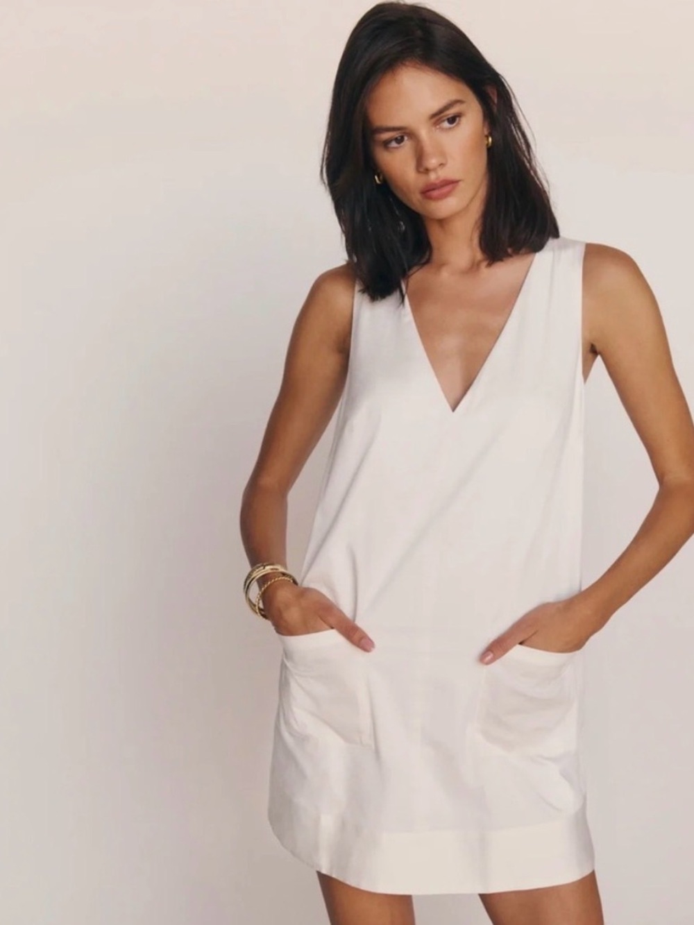 Reformation White Sleeveless V-Neck Shift Dress